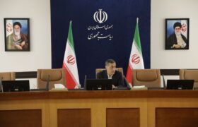 قائمپناه: پرداختها باید مبتنی بر عملکرد واقعی باشد