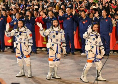 جوان‌ترین فضانورد چینی با «شنژو-۲۱» به فضا رفت