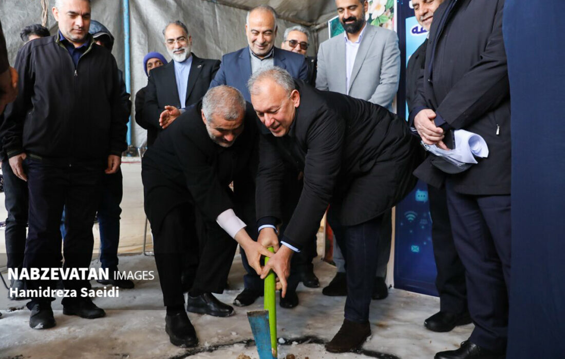 آیین کلنگ‌زنی منطقه ویژه اقتصادی IT زرین‌شهر