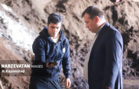 بازدید دهیار کلیشادرخ از واحد تولیدی کمپوست قارچ