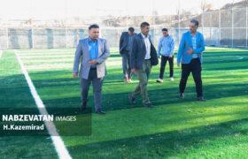 بازدید از روند اجرای پروژه چمن مصنوعی روستای رحمت آباد