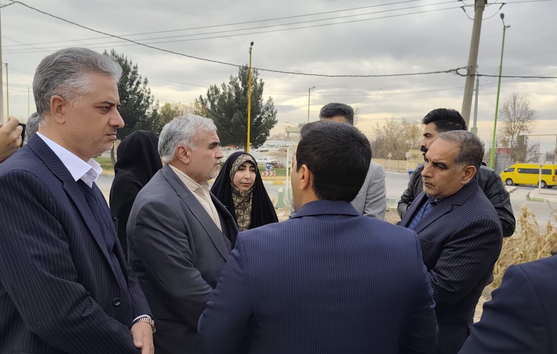 بازدید فرماندار شهرستان لنجان به همراه رییس و اعضای شورای اسلامی زرین‌شهر از پروژه‌های عمرانی خطه طلایی ایران