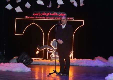 قصه‌گویی، کلید ساختن آینده‌ای روشن برای نوجوانان و جوانان است