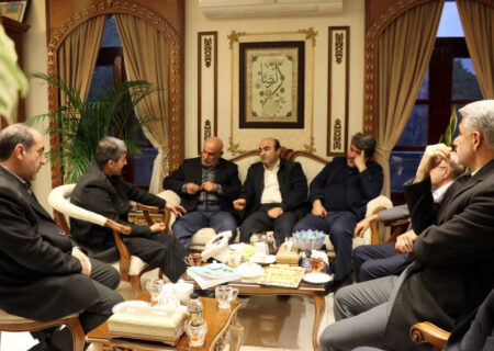 تأکید استاندار اصفهان بر تقویت نقش احزاب در مدیریت کشور