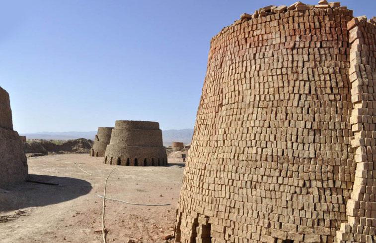 پلمب ۴۴ واحد آجرپزی در اصفهان