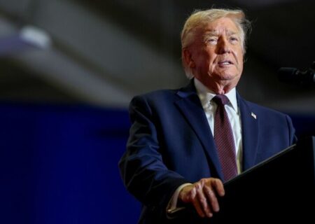 افشای میلیون‌ها پروندهٔ اپستین