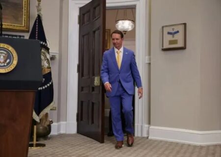 ترامپ، جف لندری را بعنوان فرستاده ویژه در گرینلند منصوب کرد