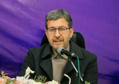 بازگشت میز طلا به اصفهان