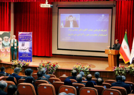 تأکید استاندار اصفهان بر نقش کلیدی حسابداران و ذی‌حسابان در سلامت مالی و شفافیت بودجه‌ای کشور