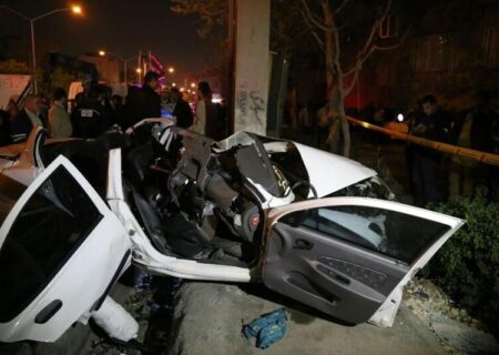 کودک ۵ ساله خانواده حادثه دیده در جاده یاسوج_ اصفهان را نجات داد