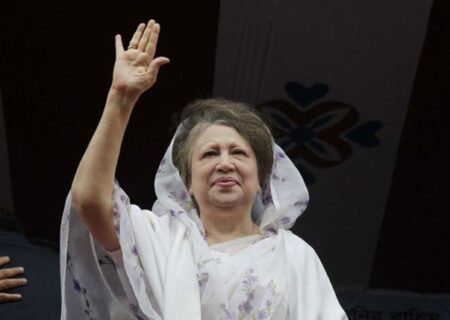 خالده ضیا اولین نخست وزیر زن بنگلادش درگذشت