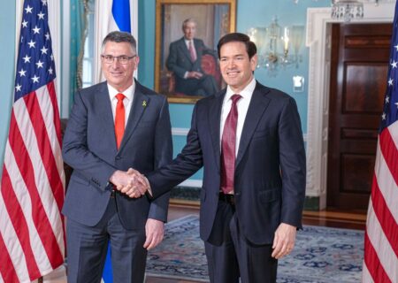 دیدار وزرای خارجه آمریکا و رژیم صهیونیستی و رایزنی درباره تحولات منطقه