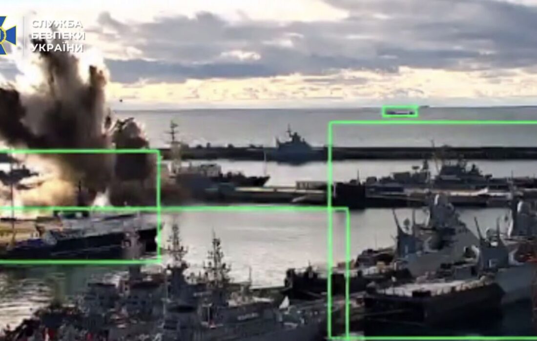 گزارشهای متفاوت مسکو و کییف از حمله اوکراین به زیردریایی روسیه