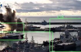 گزارش‌های متفاوت مسکو و کی‌یف از حمله اوکراین به زیردریایی روسیه