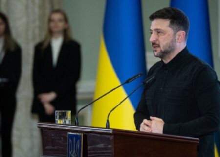 زلنسکی: مذاکرات برای پایان جنگ با روسیه به نتیجه نزدیک می‌شود