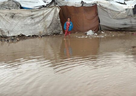 سرمای شدید جان کودکان و سالمندان را تهدید می‌کند