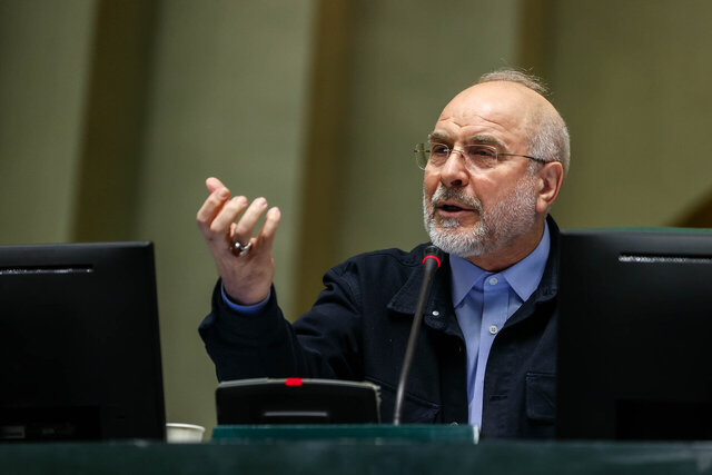 قالیباف: افزایش ۲۰ درصدی حقوق کارمندان با تورم همخوانی ندارد