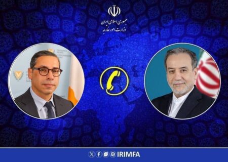 تماس تلفنی وزیر خارجه قبرس با عراقچی