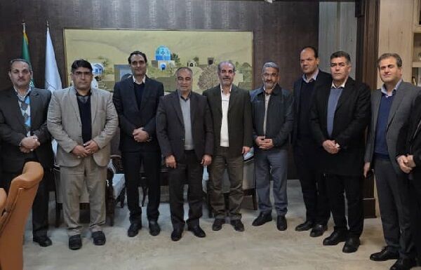 بررسی آخرین وضعیت پروژههای عمرانی و بازآفرینی شهرستان لنجان