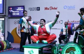 عنایت‌الهی و اسحاق‌نیا در پاراوزنه‌برداری طلایی شدند