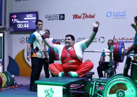 عنایت‌الهی و اسحاق‌نیا در پاراوزنه‌برداری طلایی شدند