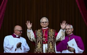 پاپ پس از سه روز لبنان را ترک کرد