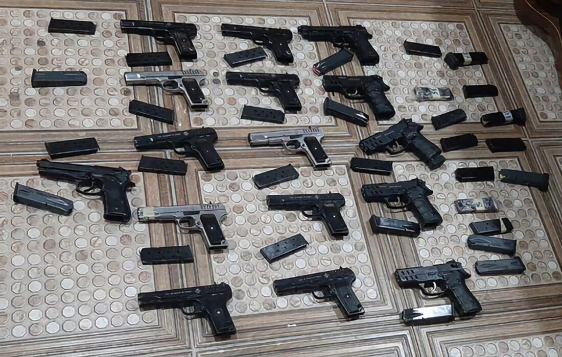 کشف ۴۰ قبضه کلت آمریکایی در سیستان و بلوچستان