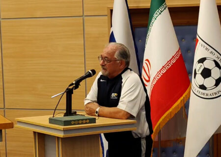 رشد فوتبال ایران بسیار کند است