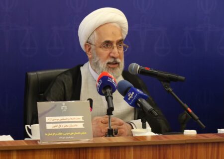 موحدی: دادسراها بی‌درنگ مقدمات محاکمه اغتشاشگران را فراهم کنند
