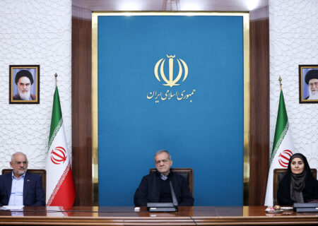 پزشکیان: پراکندگی منابع عمرانی پایان می‌یابد/ تمرکز دولت بر پروژه‌های ریلی اولویت‌دار