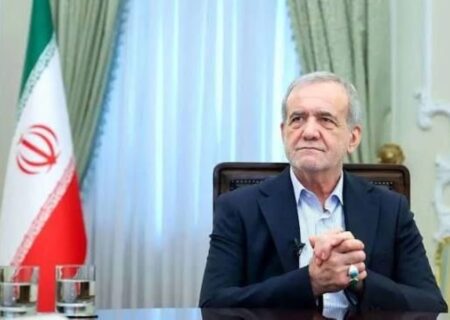 رییس جمهور: ملت ایران با حضور مقتدرانه خود به طراحی‌های شوم دشمنان پاسخ کوبنده‌ای داد