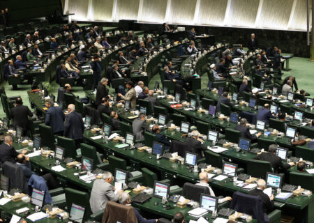 موافقت مجلس با کلیات طرحی برای اختصاص درصدی از صادرات نفت و گاز به صندوق بهینه‌سازی