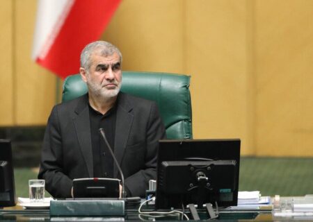 نیکزاد: استیضاح وزرا به‌زودی تعیین تکلیف می‌شود