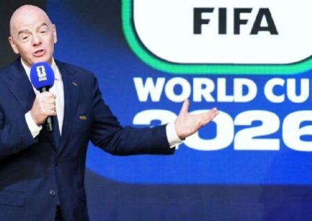 حقوق رئیس فیفا چقدر است؟