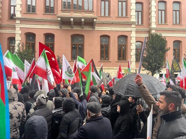 تظاهرات در استانبول و بغداد در محکومیت تهدیدات آمریکا علیه ایران