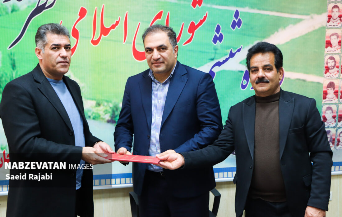 تقدیم بودجه ۱۴۰۵ شهرداری سده لنجان به شورای اسلامی شهر