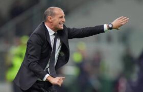 آلگری: زود است درباره قهرمانی صحبت شود