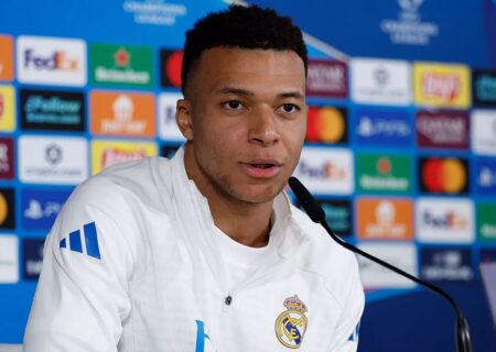 امباپه: هواداران رئال حق دارند عصبانی باشند/ وینسیوس به تنهایی مقصر ناکامی‌ها نیست