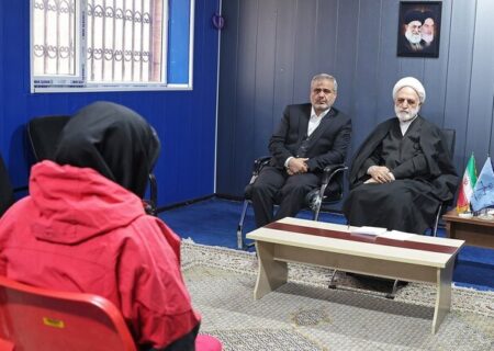 قوه قضاییه: طبق بخشنامه سازمان زندان‌ها الزام زنان به استفاده از چادر ممنوع است