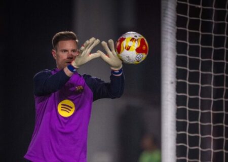 تراشتگن اردوی بارسلونا را ترک کرد