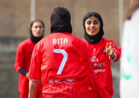 ناکامی زنان تراکتوری در گام دوم مقابل پدیده سیرجان