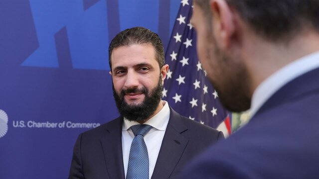 ونس، جولانی را به بازگرداندن تحریم‌های سزار تهدید کرد