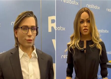 ۲ ساعت مکالمه ۲ ربات انسان‌نما بدون دخالت انسان