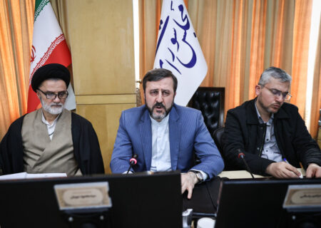 پیگیری جنایات آمریکا در محاکم بین المللی با حضور معاون حقوقی وزارت خارجه بررسی شد