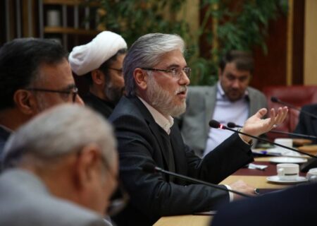 وزیر علوم: دانشگاه‌ها به پایگاه گفت‌وگوی آزاد دانشجویان تبدیل شود