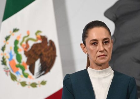 همکاری با آمریکا قابل پذیرش است اما زیردستی و مداخله هرگز!