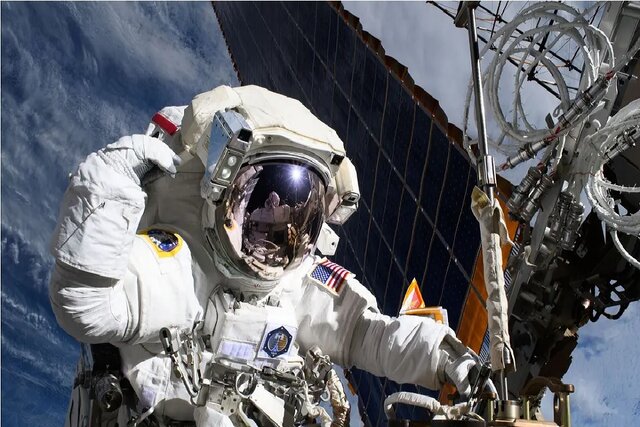 فضاپیماهای آینده از باد و حرکت فضانوردان نیز برق تولید میکنند