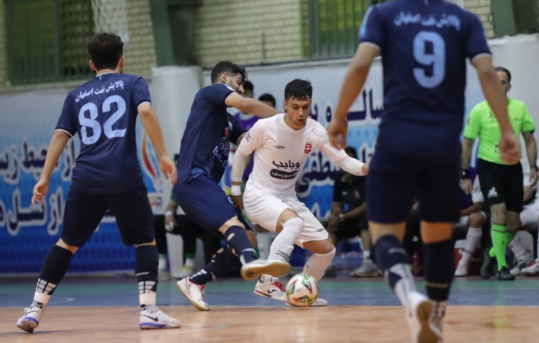 شهرآورد سرنوشت‌ساز اصفهان