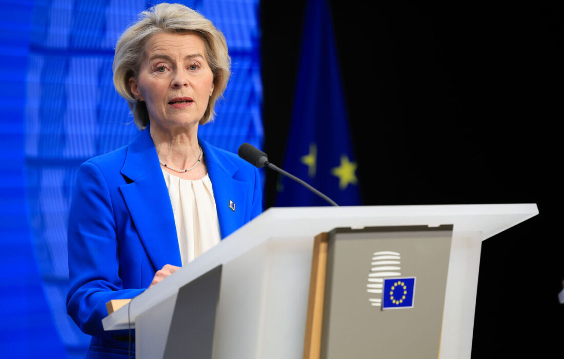 فون‌درلاین اروپا را به رواقی‌گری در برابر آمریکا فراخواند