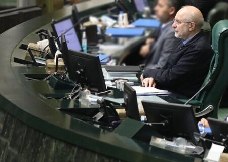 قالیباف سوال از رئیس‌جمهور را از ذوالنور تحویل نگرفت